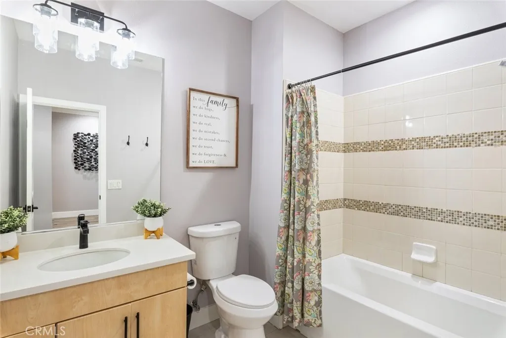 Photo #17: IG26012824 Listing: Photo #17