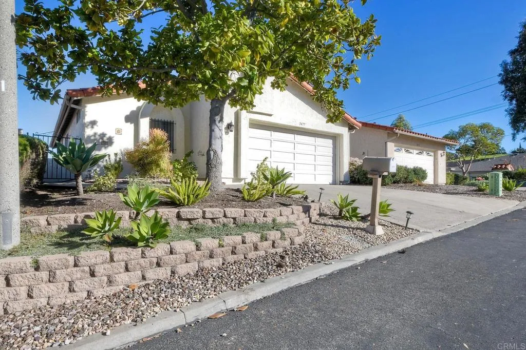 https://cdn.realtyfeed.com/cdn/127/306623216/92aad06bf03e7bed906a743a55f8225f.webp