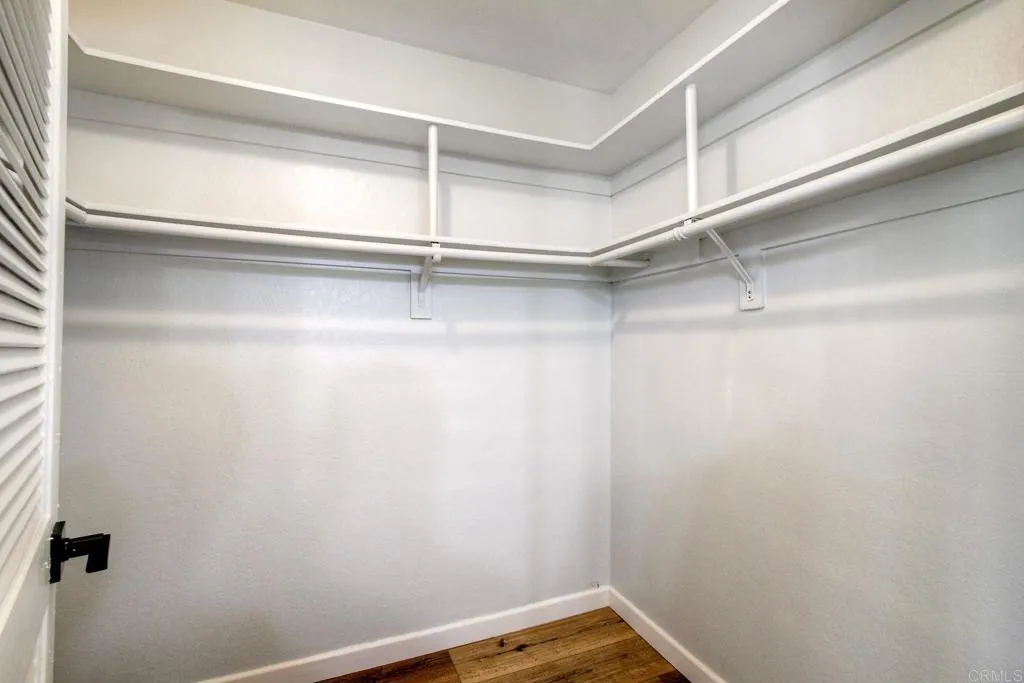 https://cdn.realtyfeed.com/cdn/127/306623216/988ed6d2998e769b3d2aa66b0b31b001.webp