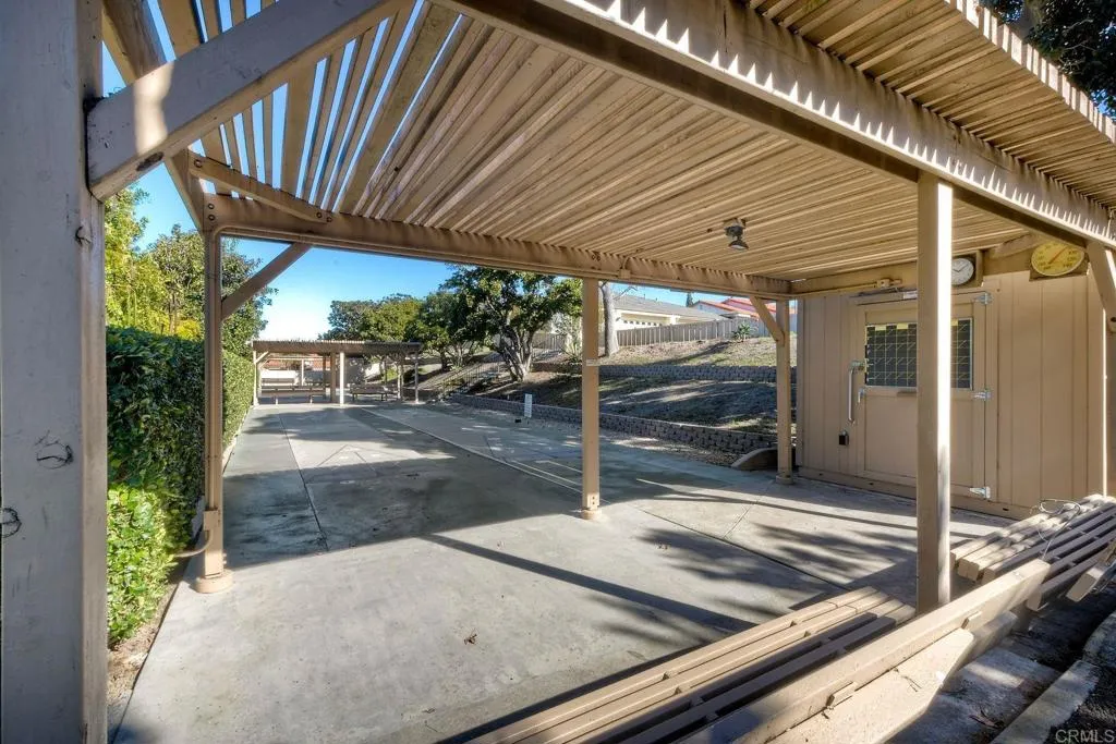 https://cdn.realtyfeed.com/cdn/127/306623216/e01dd4779e4224d905b1f3853d6b16e8.webp