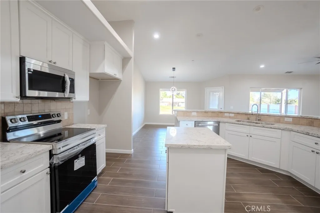 16506 Cactus Street, Hesperia, CA 92345 - Photo 2 of 30, Hesperia, CA