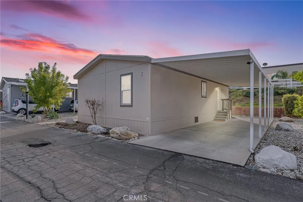 Calimesa, CA 92320