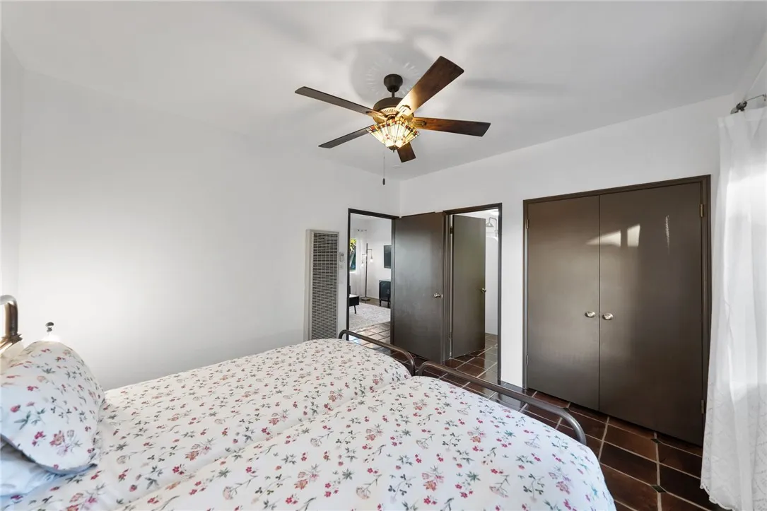 https://cdn.realtyfeed.com/cdn/127/306623334/b9b96263f4d62a45e1866d8d8a32b5f9.webp