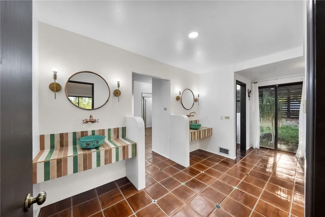 https://cdn.realtyfeed.com/cdn/127/306623334/c5413cc82fd0f9b1872d2af2f15b4faf.webp
