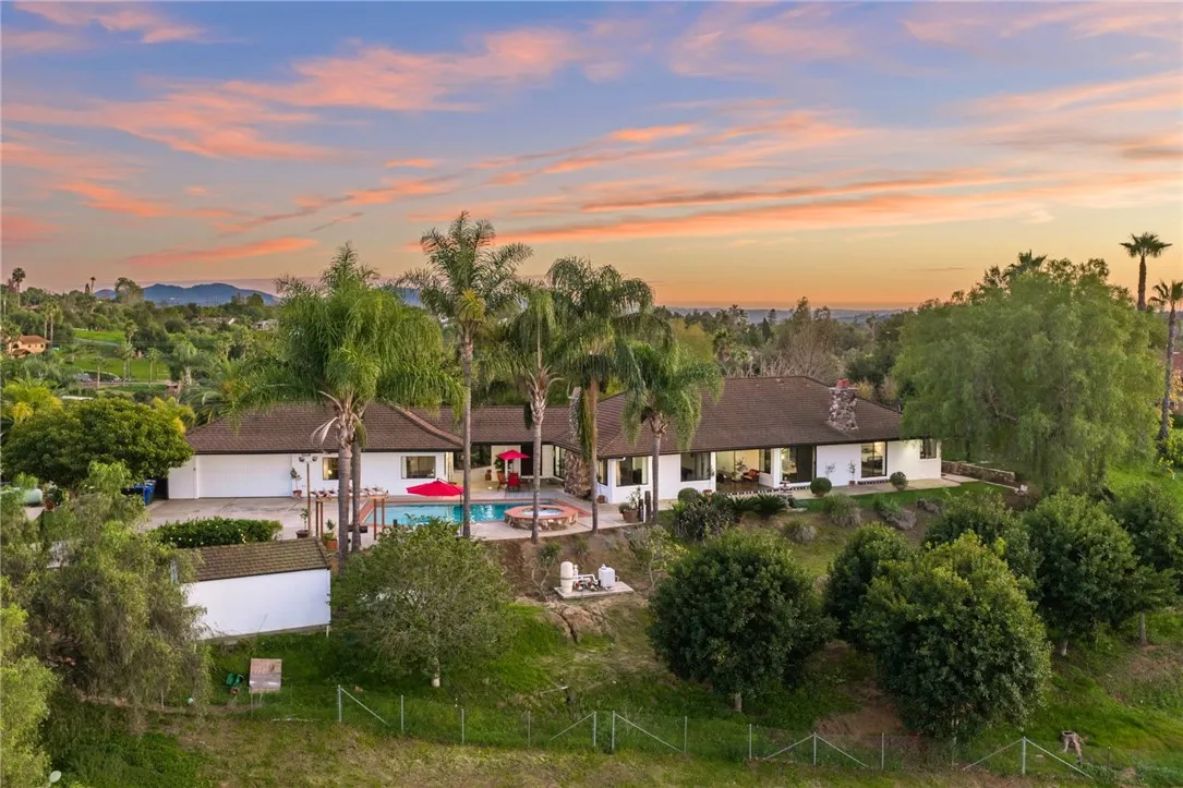 https://cdn.realtyfeed.com/cdn/127/306623334/d203c3798e07f8e92f81f59e69313b36.webp