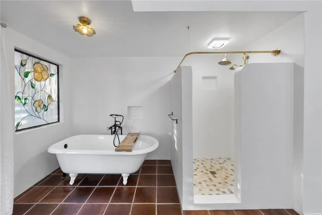 https://cdn.realtyfeed.com/cdn/127/306623334/ebaef93037c92bc700f8c65b628a424e.webp