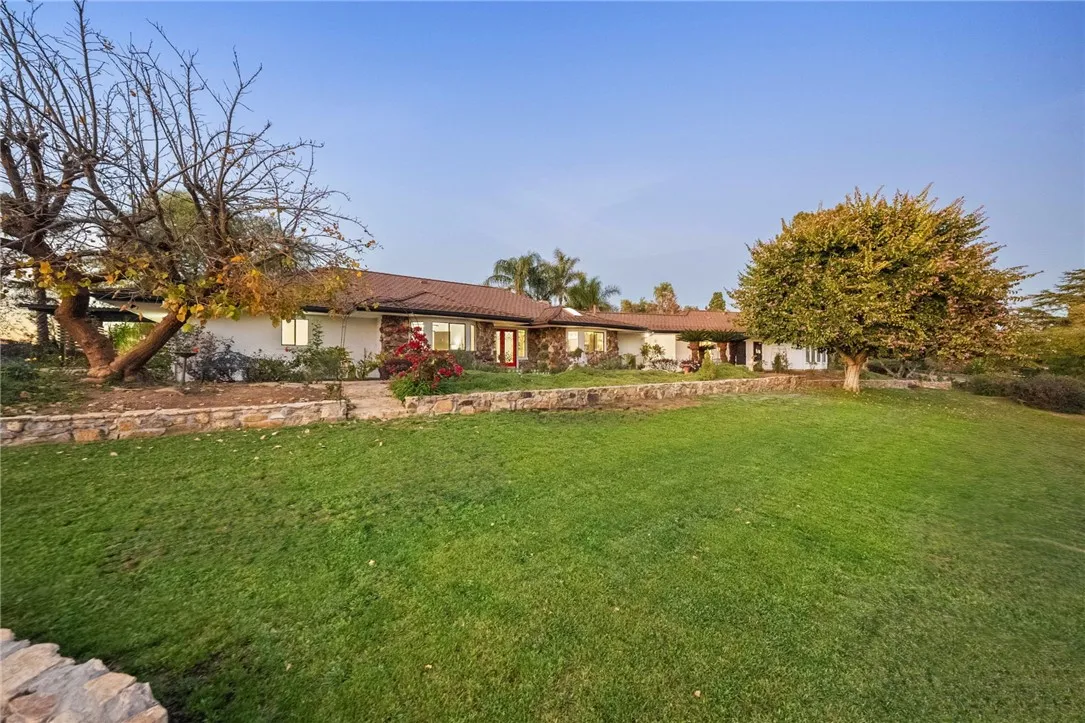 https://cdn.realtyfeed.com/cdn/127/306623334/fdd7e0e9da80e2a418fa7fe7b63c89d8.webp