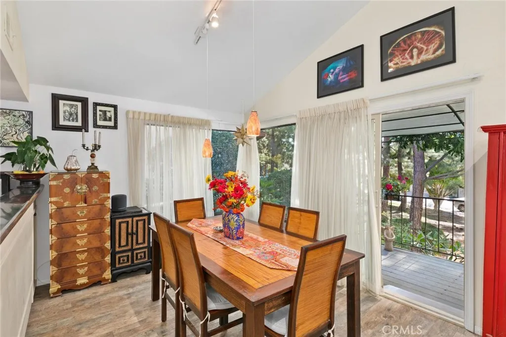 Photo #11: SR26013076 Listing: Photo #11