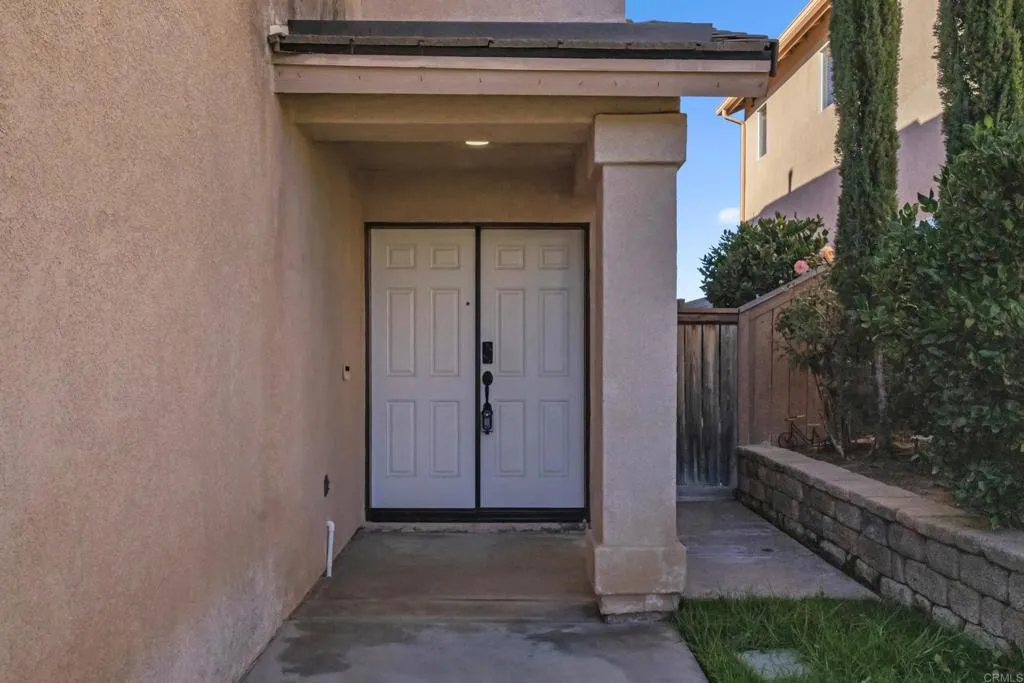 https://cdn.realtyfeed.com/cdn/127/306623410/33083a9290513a49b6d732d028b96c7f.webp