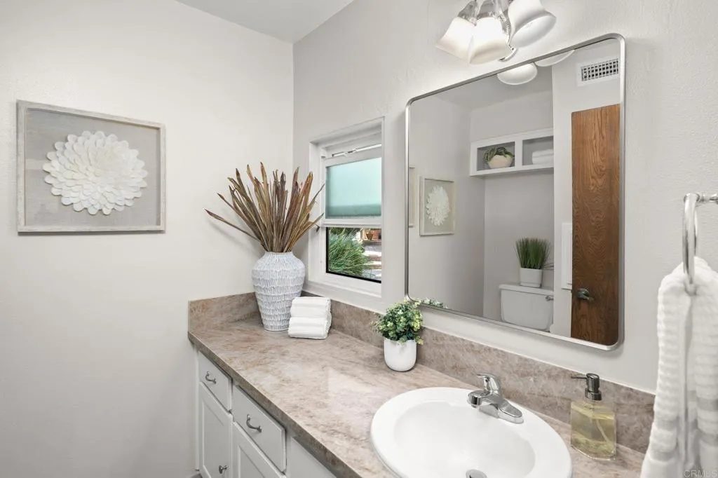 Photo #9: NDP2600594 Listing: Photo #9