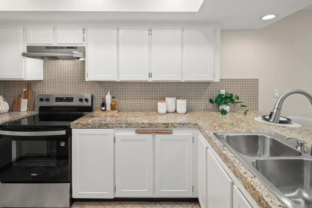 Photo #29: NDP2600594 Listing: Photo #29