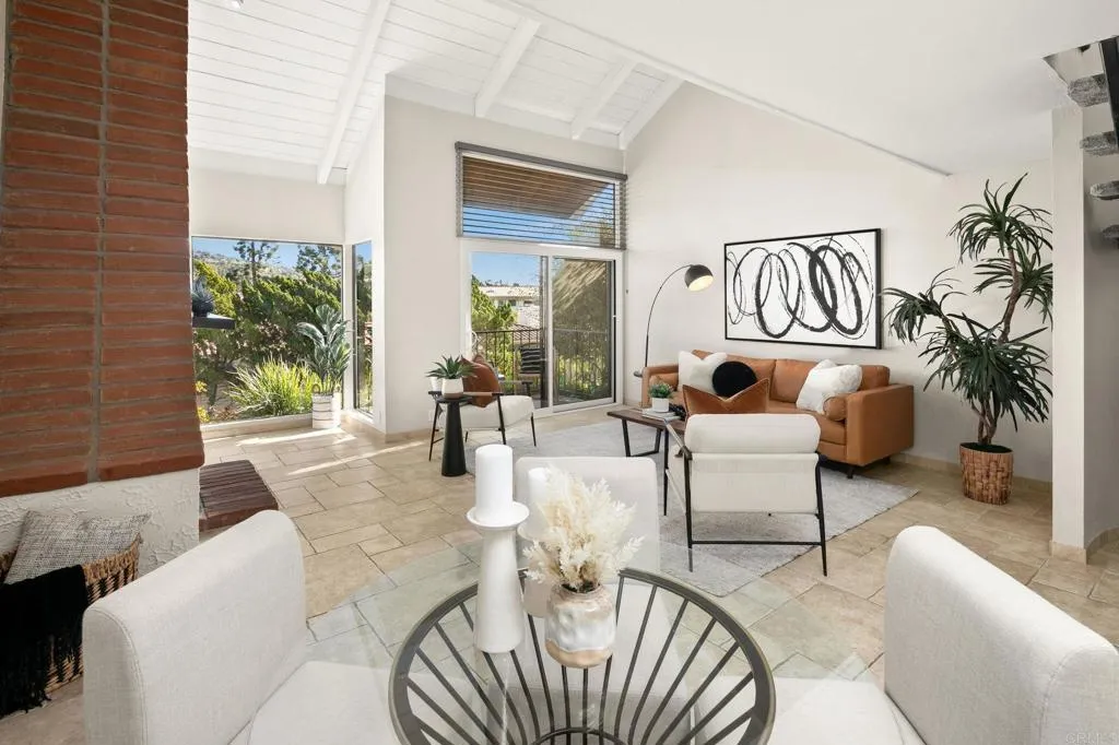 Photo #4: NDP2600594 Listing: Photo #4