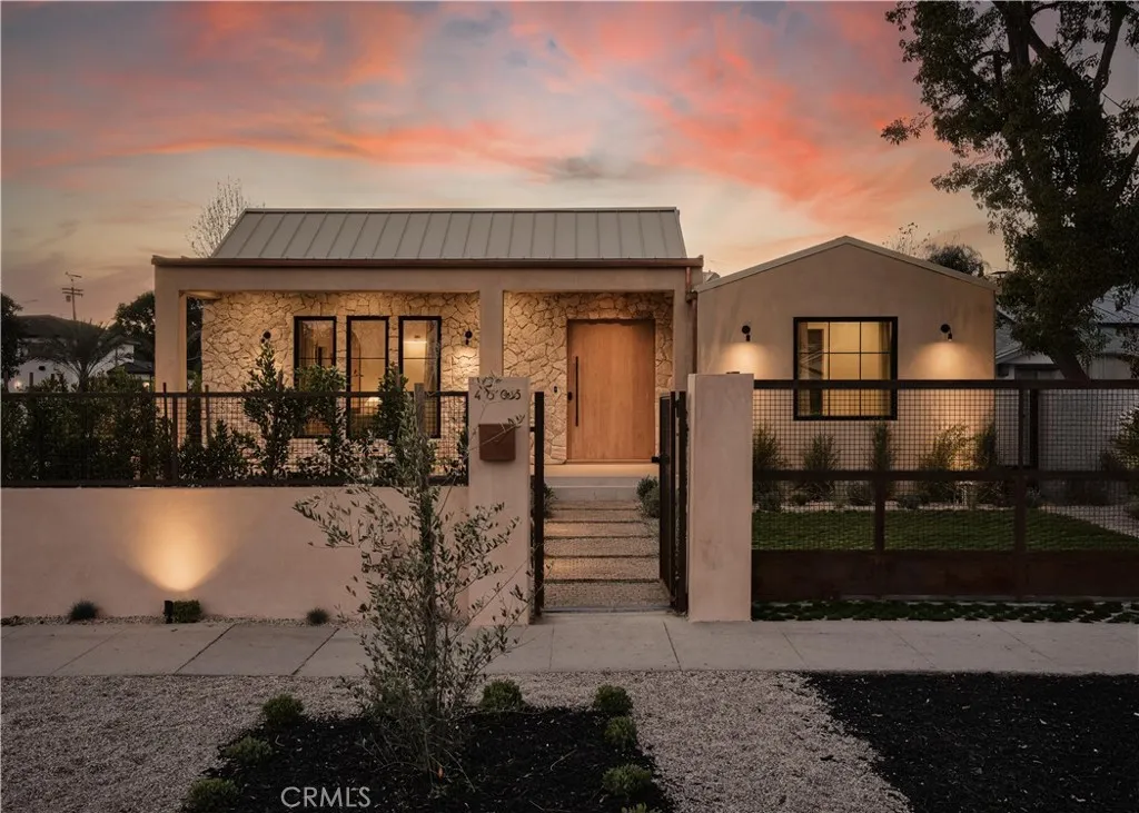 Sherman Oaks, CA 91403