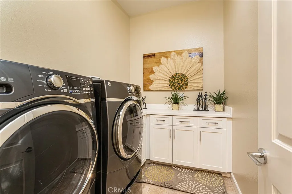 https://cdn.realtyfeed.com/cdn/127/306623494/1bd62d4d24f446da305a867c09654fcb.webp