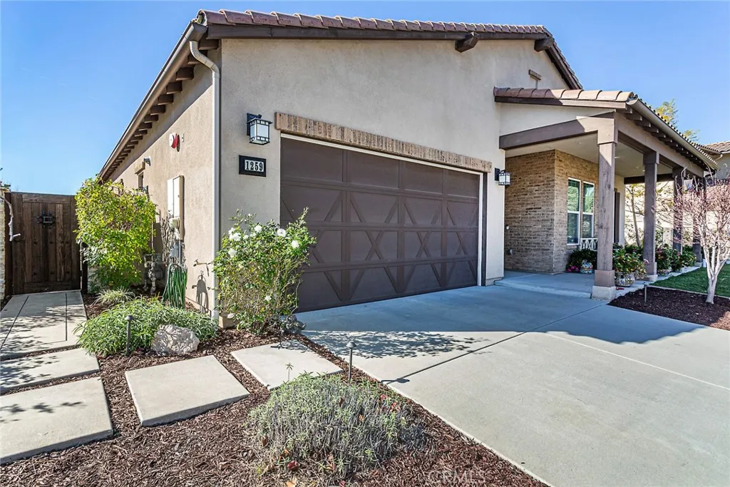 https://cdn.realtyfeed.com/cdn/127/306623494/56021587fc61d1632905839b7c4cccf2.webp