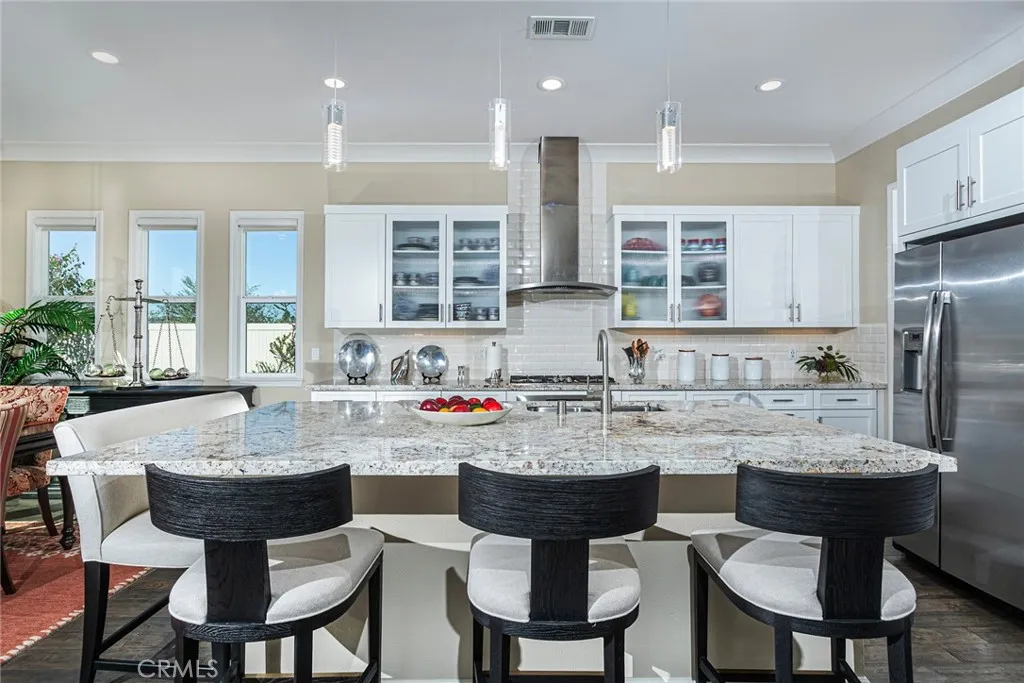 https://cdn.realtyfeed.com/cdn/127/306623494/ad31c921119e8525aa07d25bd8f15297.webp
