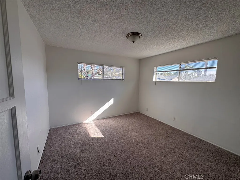 https://cdn.realtyfeed.com/cdn/127/306623501/748be658fd57299e450465044b4a5c6c.webp