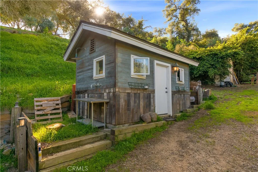 https://cdn.realtyfeed.com/cdn/127/306623535/200b1f1ba3cc7e297e07fef82f309374.webp