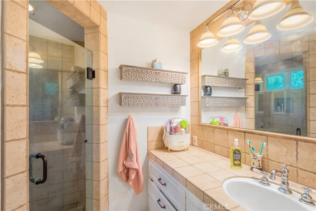 https://cdn.realtyfeed.com/cdn/127/306623535/5dff486736e3518ed701c8a03a932556.webp