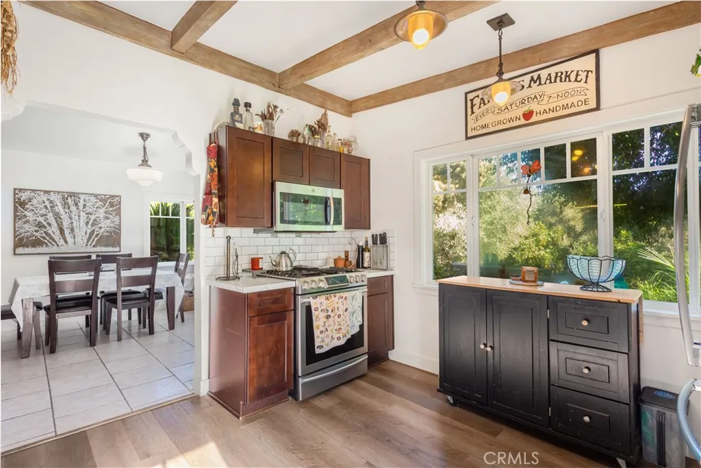 https://cdn.realtyfeed.com/cdn/127/306623535/707879016eb1444376f8b04ebcdc1745.webp