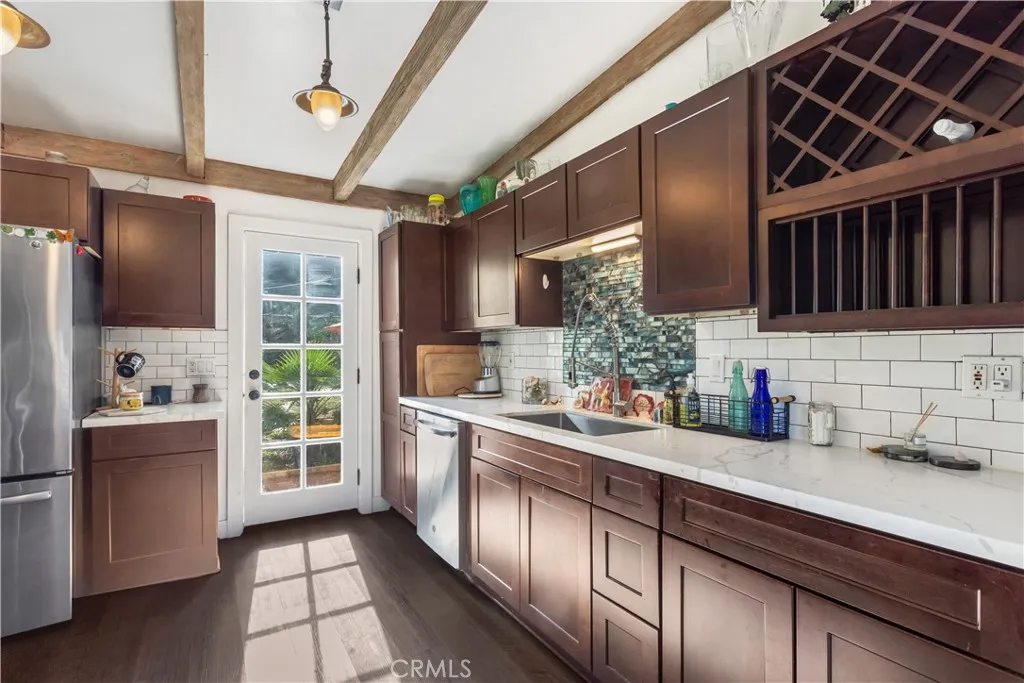 https://cdn.realtyfeed.com/cdn/127/306623535/e4b7237c4450a5f774092abfee6f3800.webp