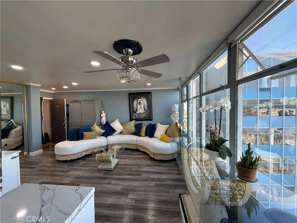 100 Atlantic Avenue Unit 1012, Long Beach, CA 90802 - Photo 4 of 74, Long Beach, CA