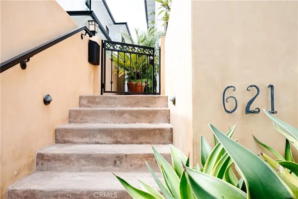 Manhattan Beach, CA 90266