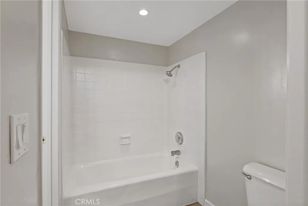 https://cdn.realtyfeed.com/cdn/127/306623657/1a03d5969e546417eca5905a50887103.webp