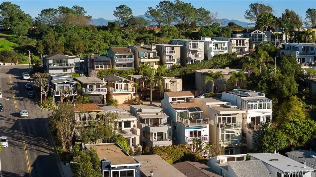 1077 Tia Juana, Laguna Beach, CA 92651 - Photo 4 of 48, Laguna Beach, CA