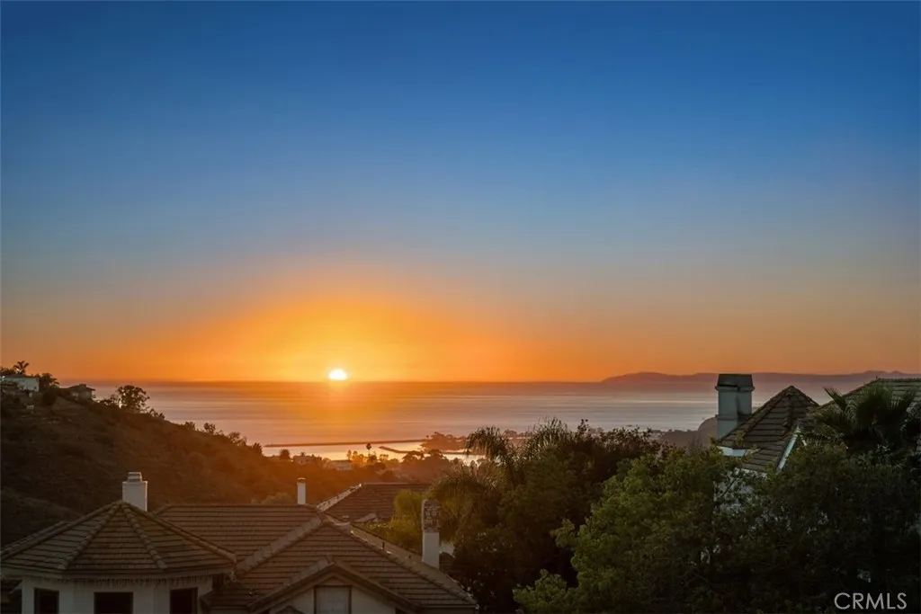 422 20th Street, Huntington Beach, CA, 92648