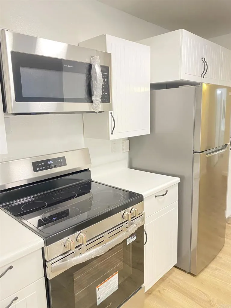 Photo #3: NDP2600606 Listing: Photo #3