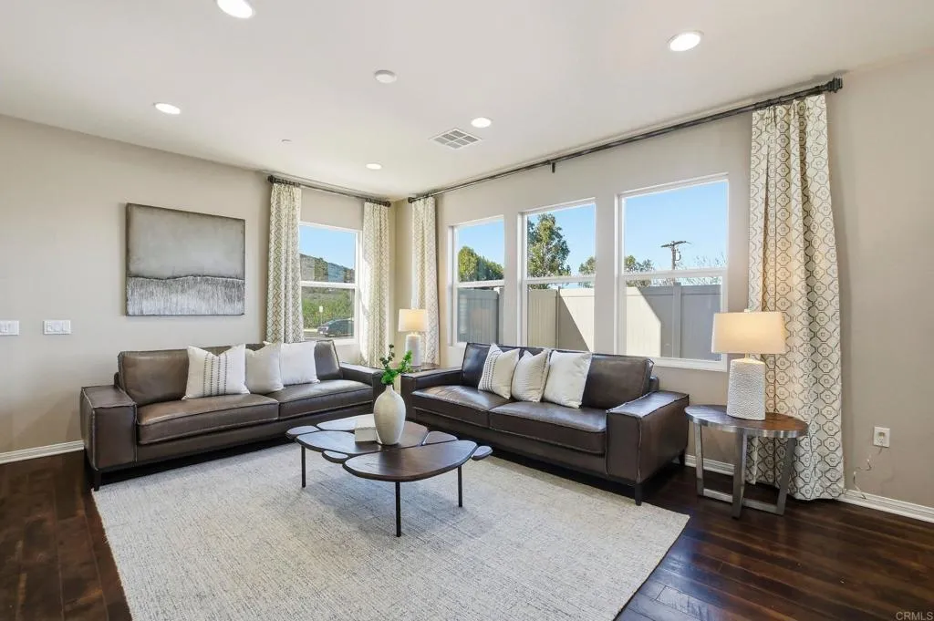 https://cdn.realtyfeed.com/cdn/127/306623843/3359cad39c703d3e25bd33ead63c00f9.webp