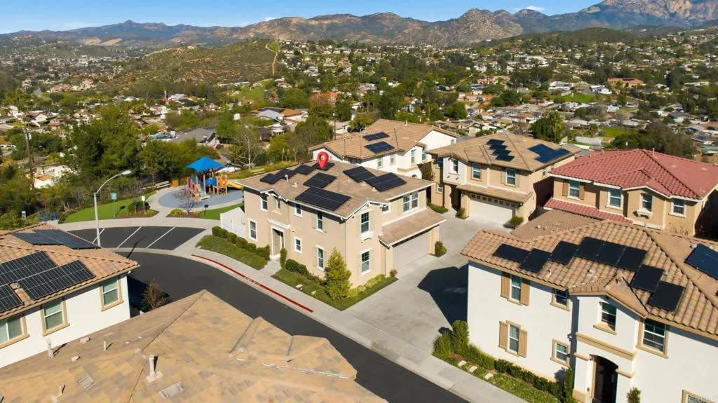 https://cdn.realtyfeed.com/cdn/127/306623843/47b9fac6fe0453c7d366c714e4de5752.webp