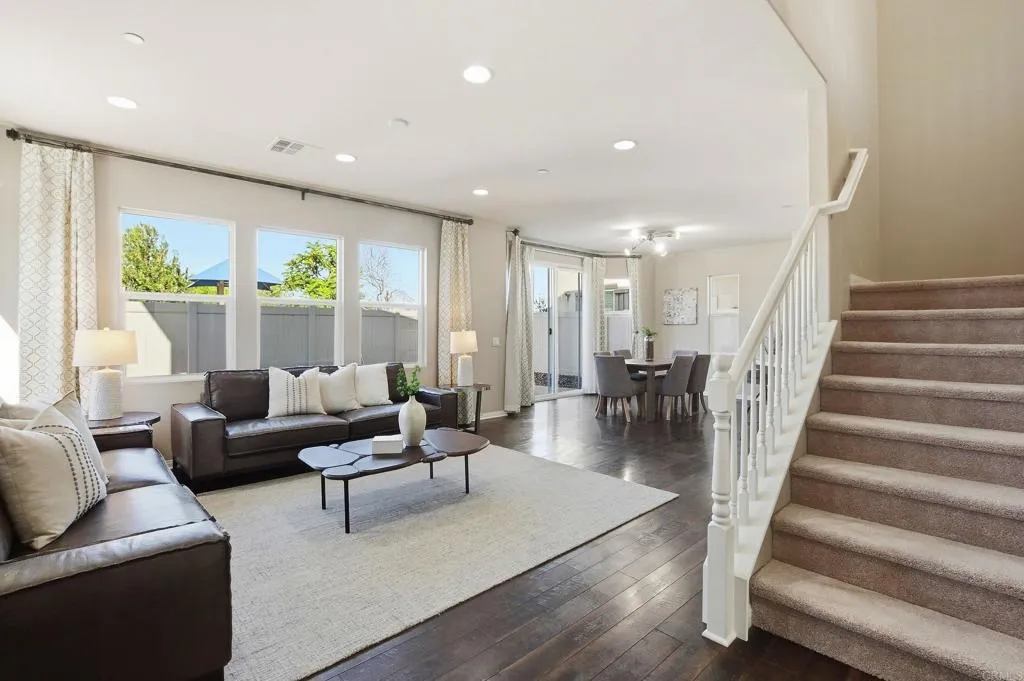 https://cdn.realtyfeed.com/cdn/127/306623843/769dff77f44b342fdbc43d8891254c93.webp