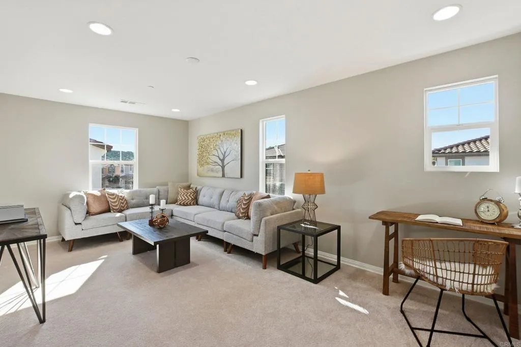https://cdn.realtyfeed.com/cdn/127/306623843/b43b2fa59f176434ff202a7714e74fc5.webp