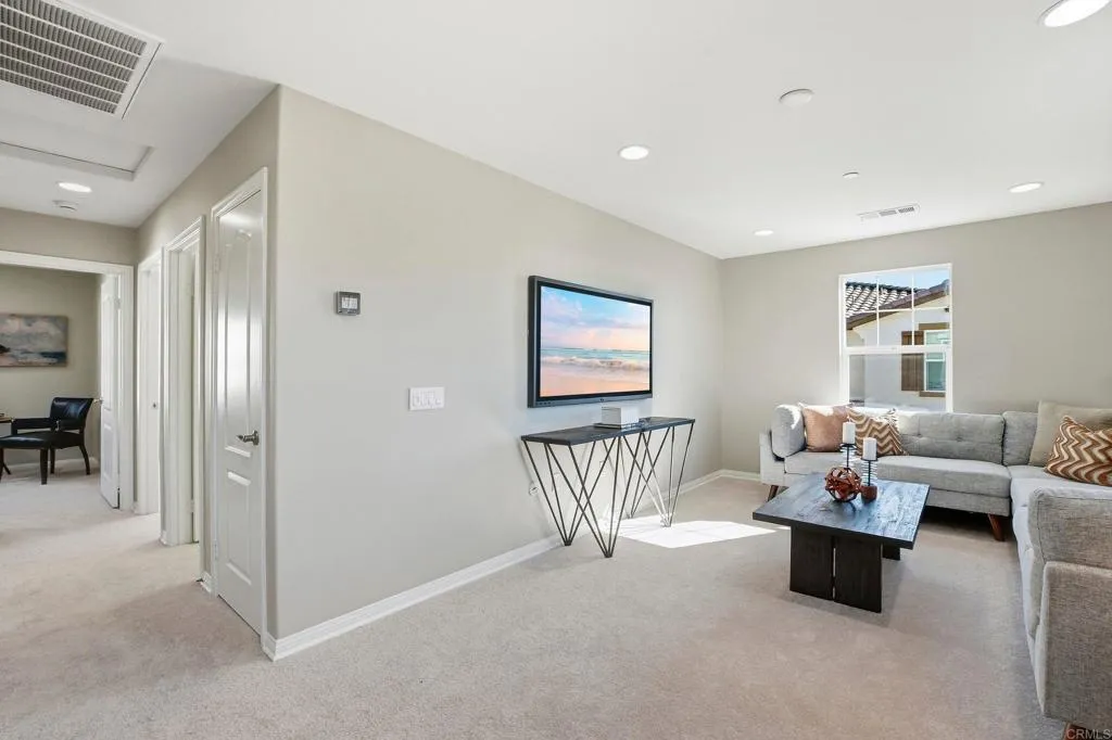 https://cdn.realtyfeed.com/cdn/127/306623843/b5b023e67a1f8e880346e4a53c58a487.webp
