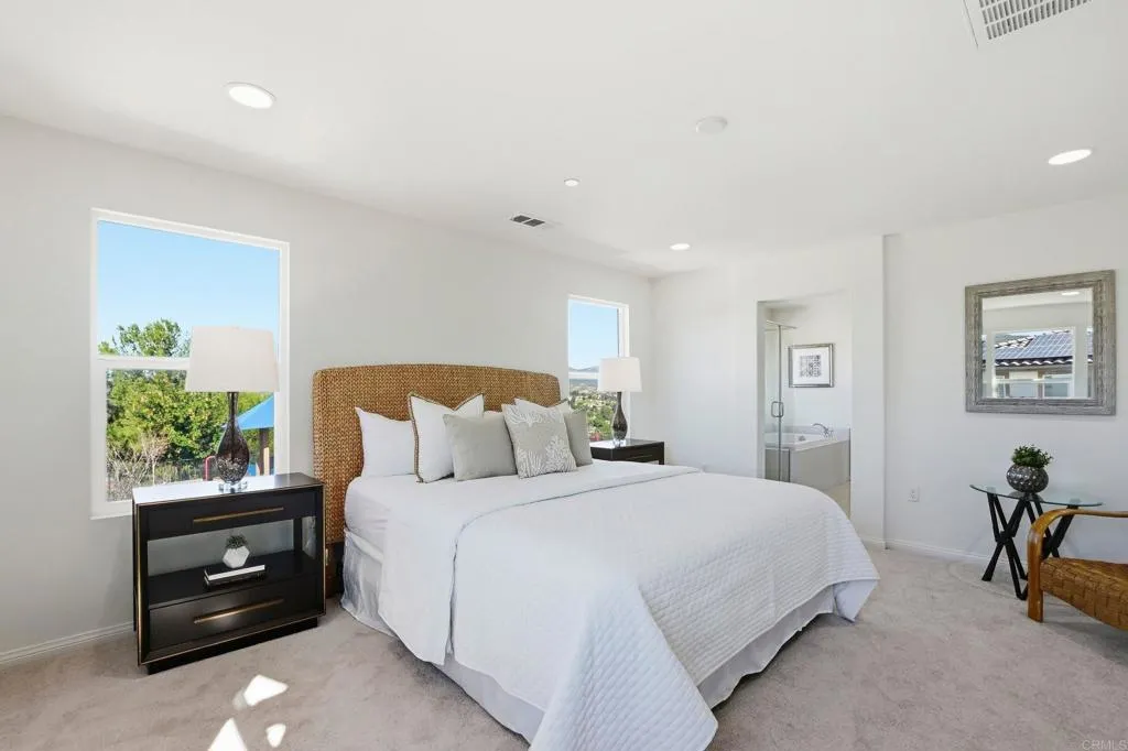 https://cdn.realtyfeed.com/cdn/127/306623843/c8bcc2f5f0fdbcc43b9eaa203f3b6e88.webp