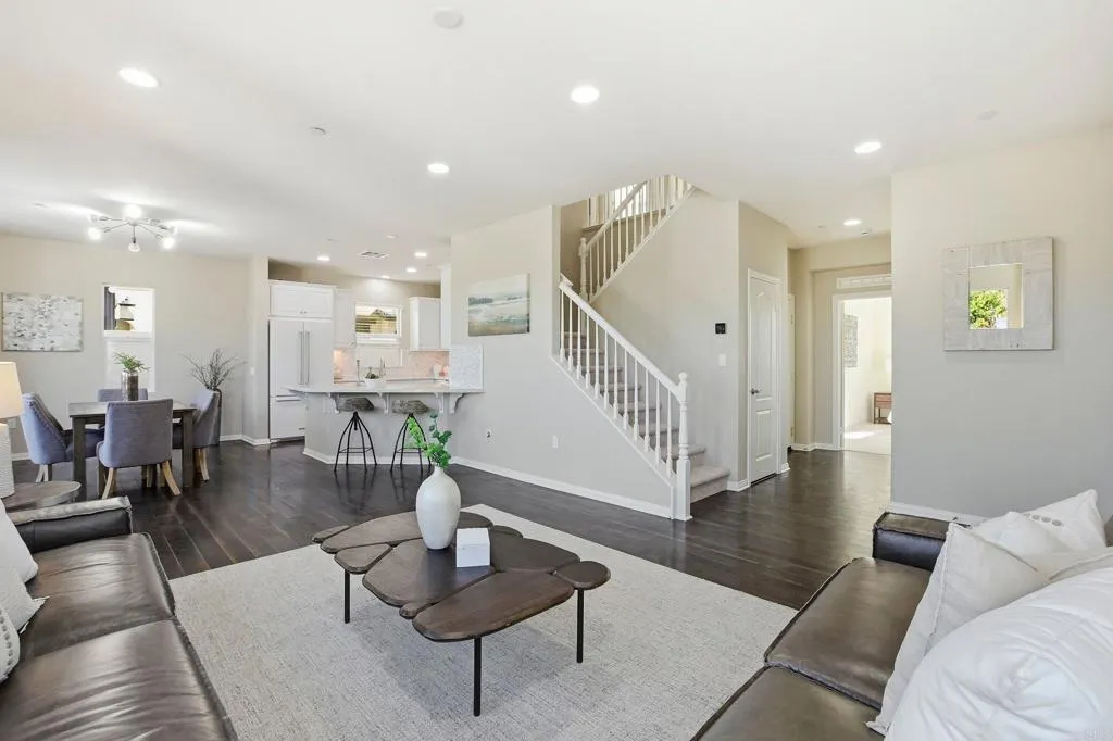 https://cdn.realtyfeed.com/cdn/127/306623843/f00b2a08c67c385fe1a967471dd40532.webp
