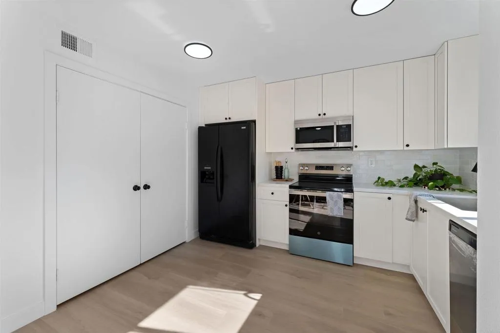 Photo #3: NDP2600610 Listing: Photo #3