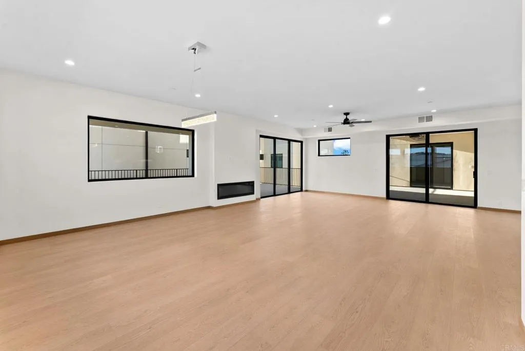 Photo #10: NDP2600612 Listing: Photo #10