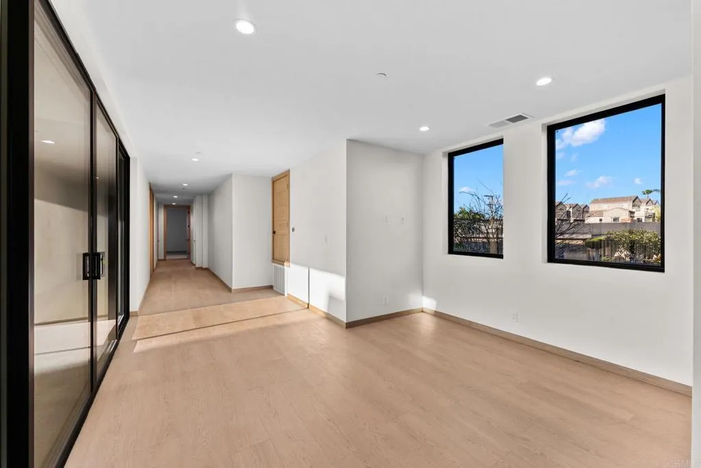 Photo #12: NDP2600612 Listing: Photo #12