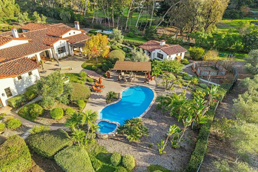 6870 La Valle Plateada, Rancho Santa Fe, CA, 92067