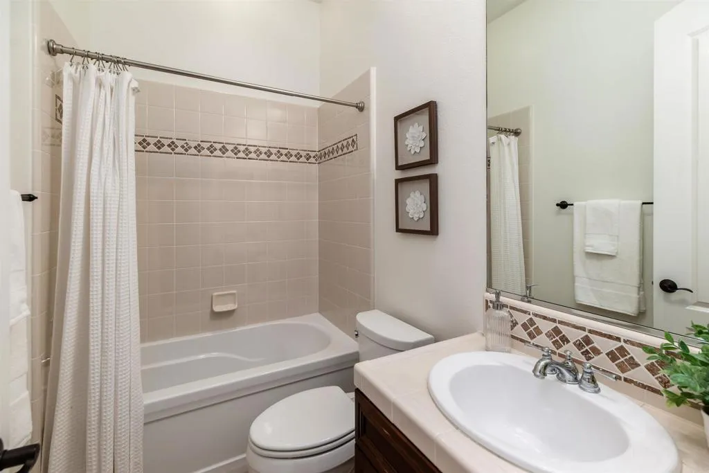 https://cdn.realtyfeed.com/cdn/127/306623957/2074562b9a0fede10587c35968d83e96.webp