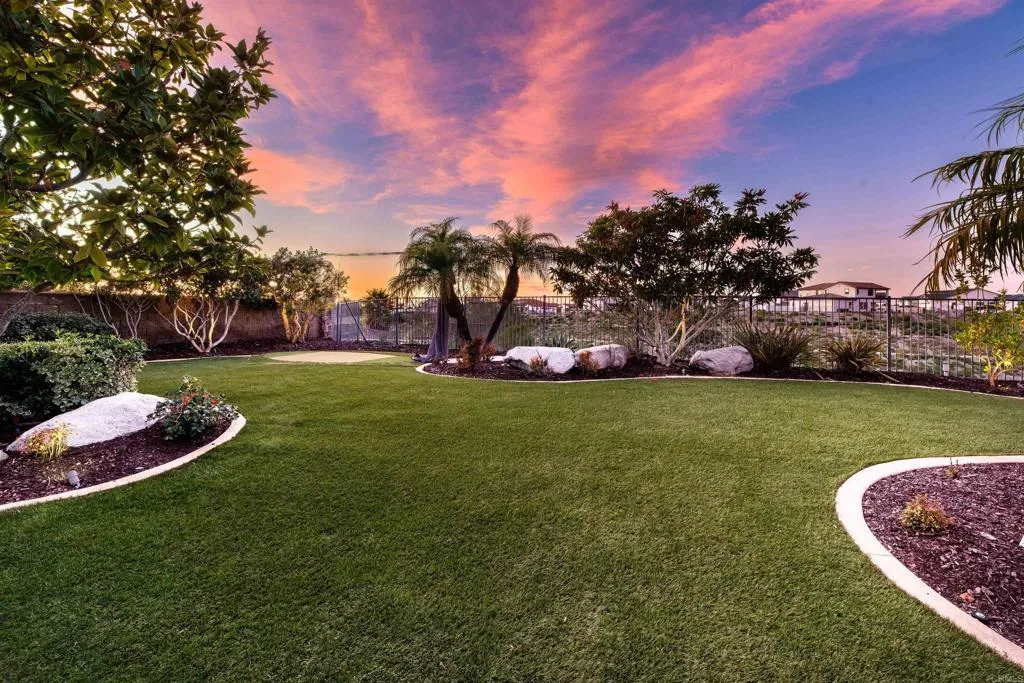 https://cdn.realtyfeed.com/cdn/127/306623957/8465c0f25490d850be349134a5d1b0f9.webp
