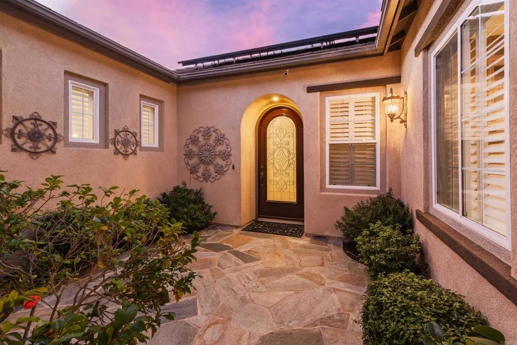 https://cdn.realtyfeed.com/cdn/127/306623957/a032482eca05c14db1a83debde582215.webp