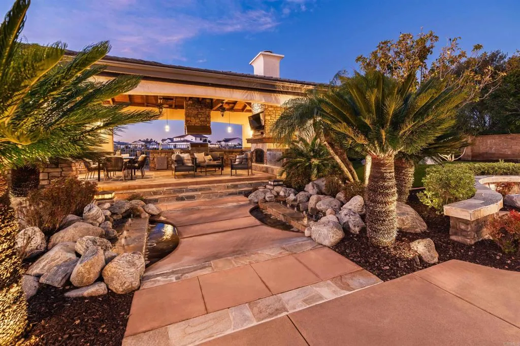 https://cdn.realtyfeed.com/cdn/127/306623957/b8d43656b838d9493263b1fde68e4d90.webp