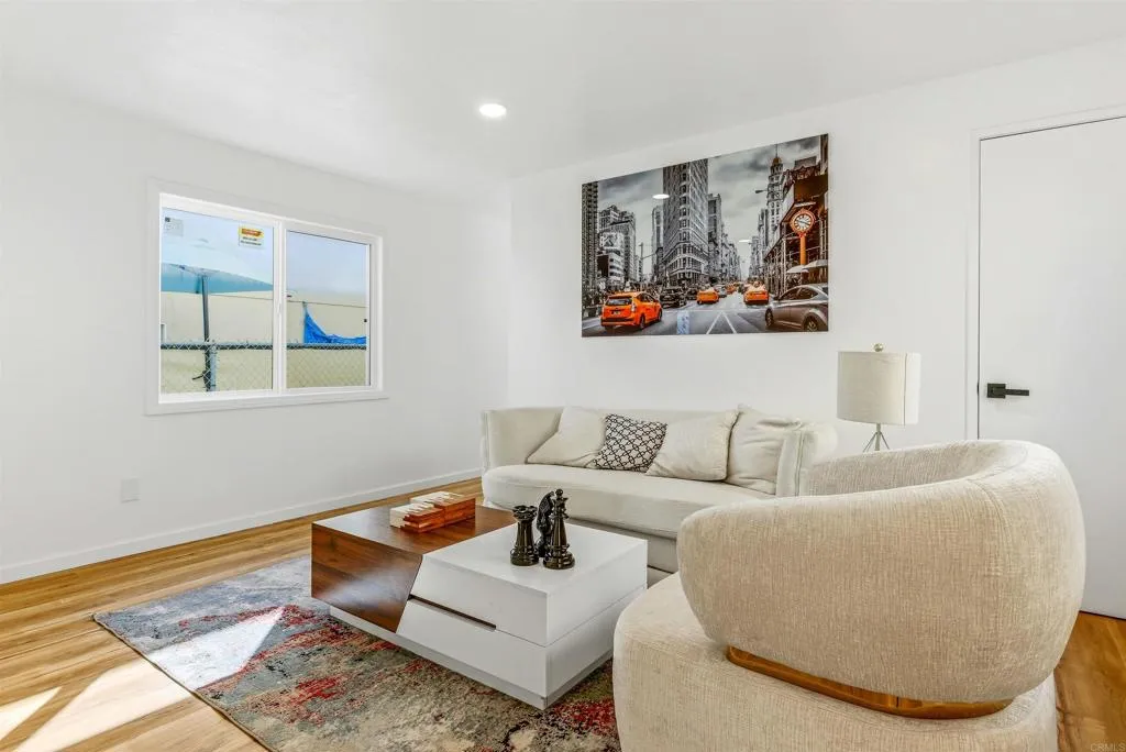 https://cdn.realtyfeed.com/cdn/127/306624011/2ae2323c7077945955f7ad8151d94071.webp