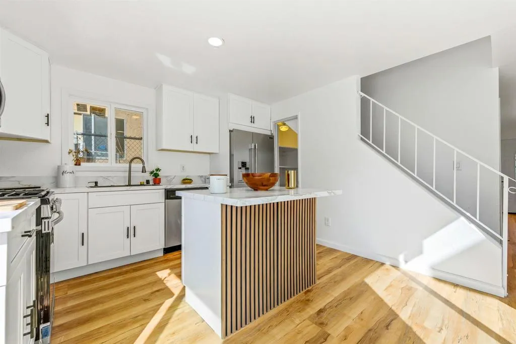 https://cdn.realtyfeed.com/cdn/127/306624011/a2db07310e163dd073c91e80c3749780.webp