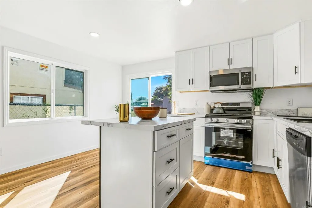 https://cdn.realtyfeed.com/cdn/127/306624011/adeacac8d86ab7d9e11498d87426a138.webp