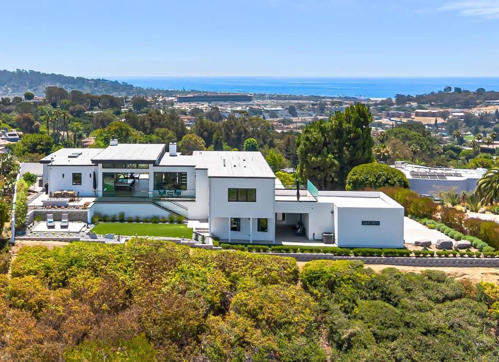 https://cdn.realtyfeed.com/cdn/127/306624020/e2276319d3fe707a17491aa5b20d3ddb.webp